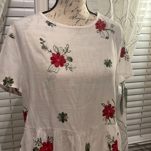 Handmade linen shirt with red rose embroidery 🌹